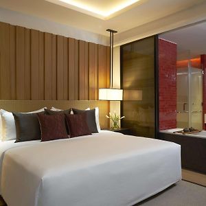 One-Bedroom King Suite